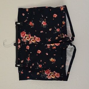 NWOT Torrid Navy Floral Shorts Size 22